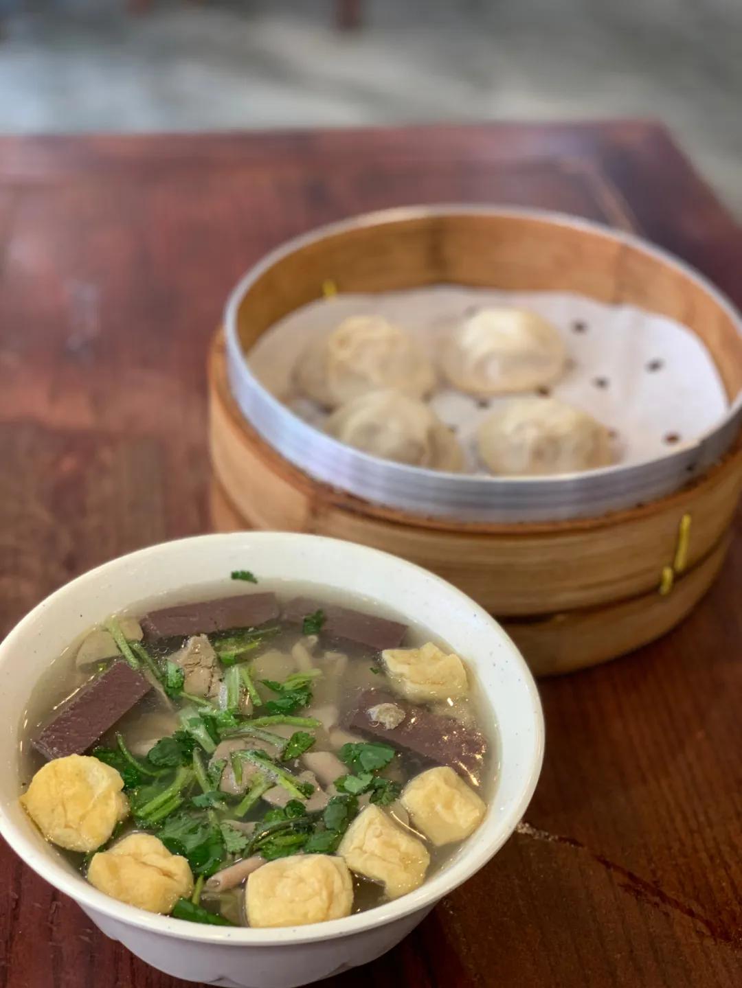 恢复堂食第一顿饭视频,恢复堂食第一天的感觉