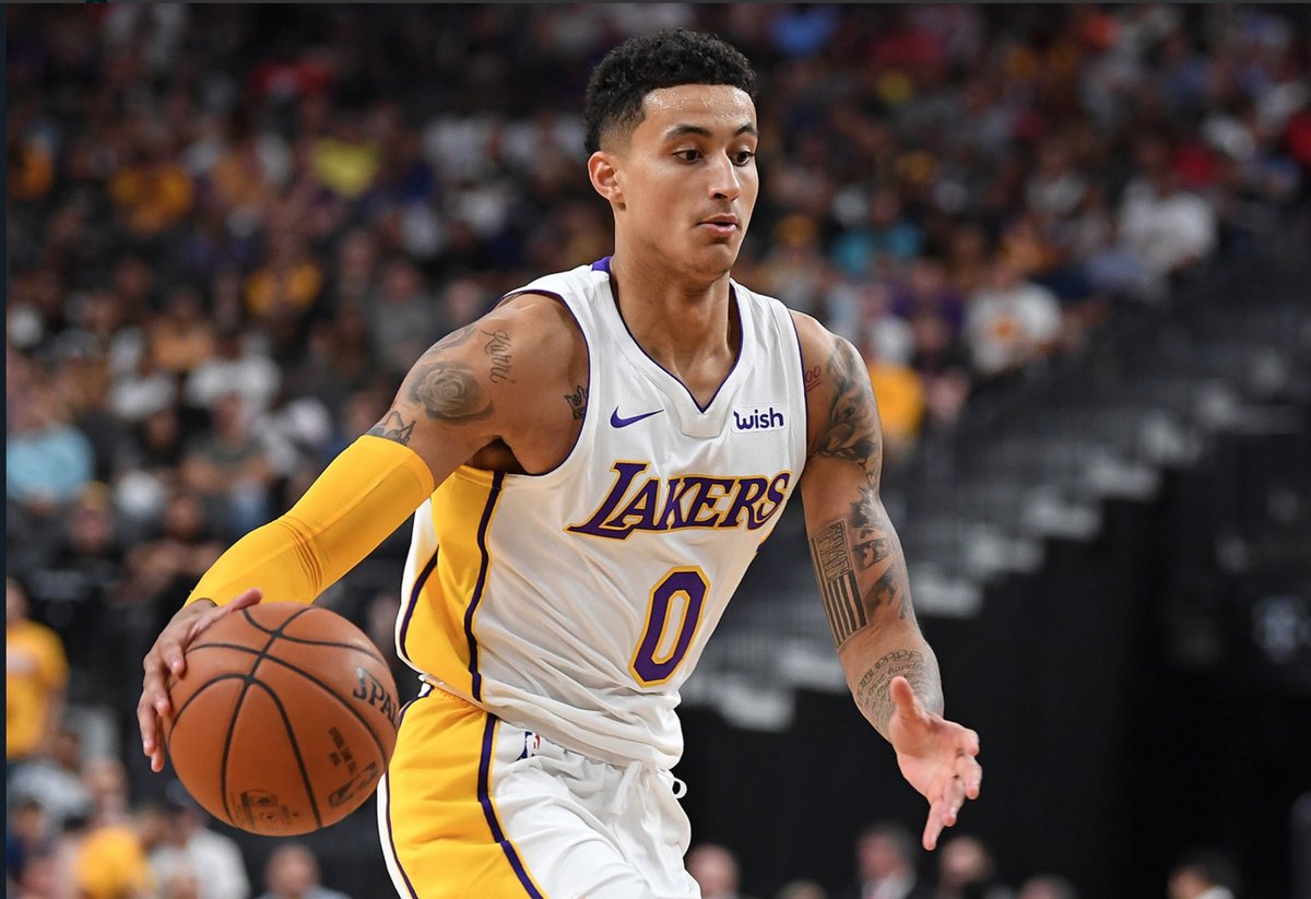 卡戴珊和詹娜是什么关系,美媒评价卡戴珊