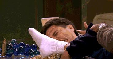 央视曝光致癌染料超标袜子,央视曝光部分袜子致癌染料超标