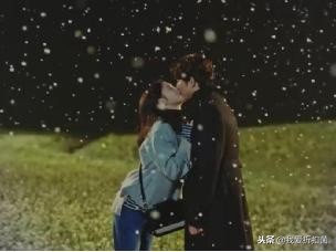 适合情侣增进感情的小游戏,情侣必玩的五个亲密小游戏