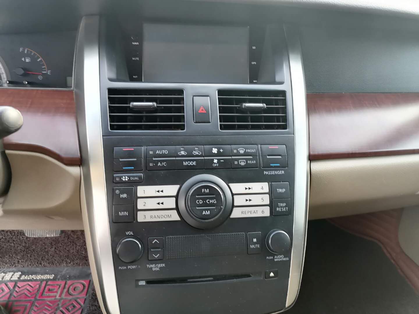 07年天籁v6二手车价格,07年天籁2.0二手的现值多少钱