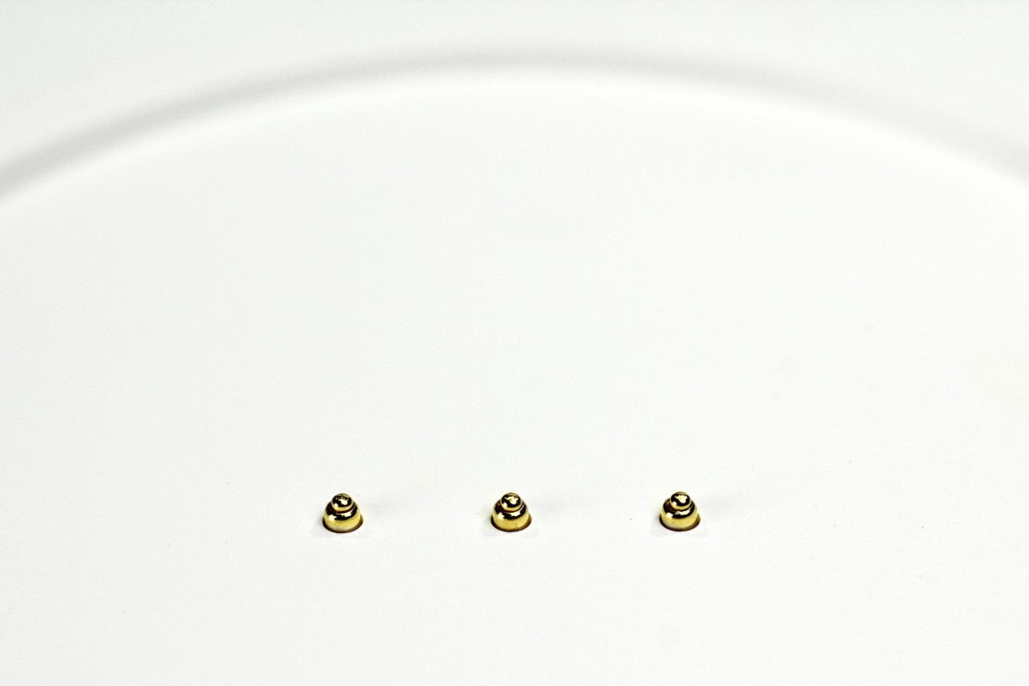 yeelight无线充电夜灯拆解,拆解cyansky手电筒