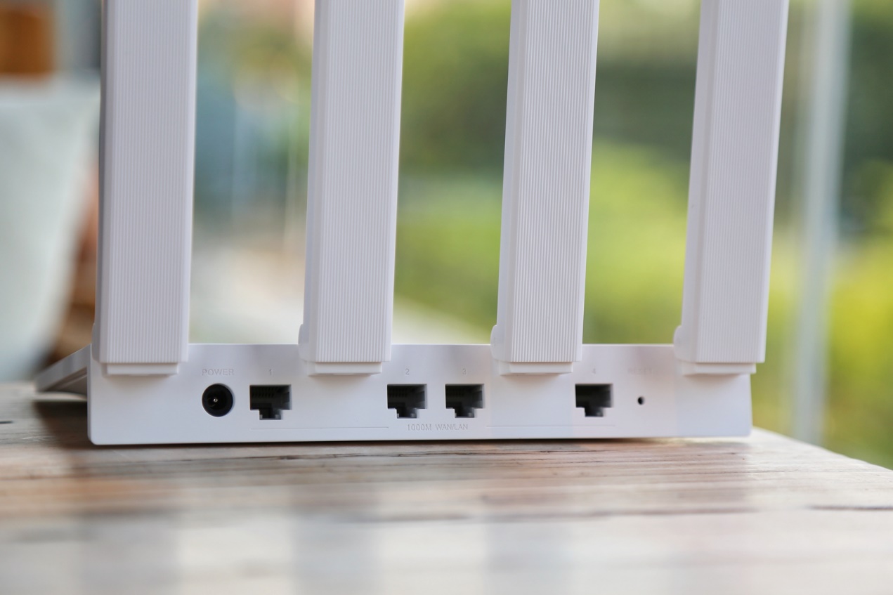 tp-linkax3200千兆无线路由器评测,小米路由器4a千兆版和tp1900对比