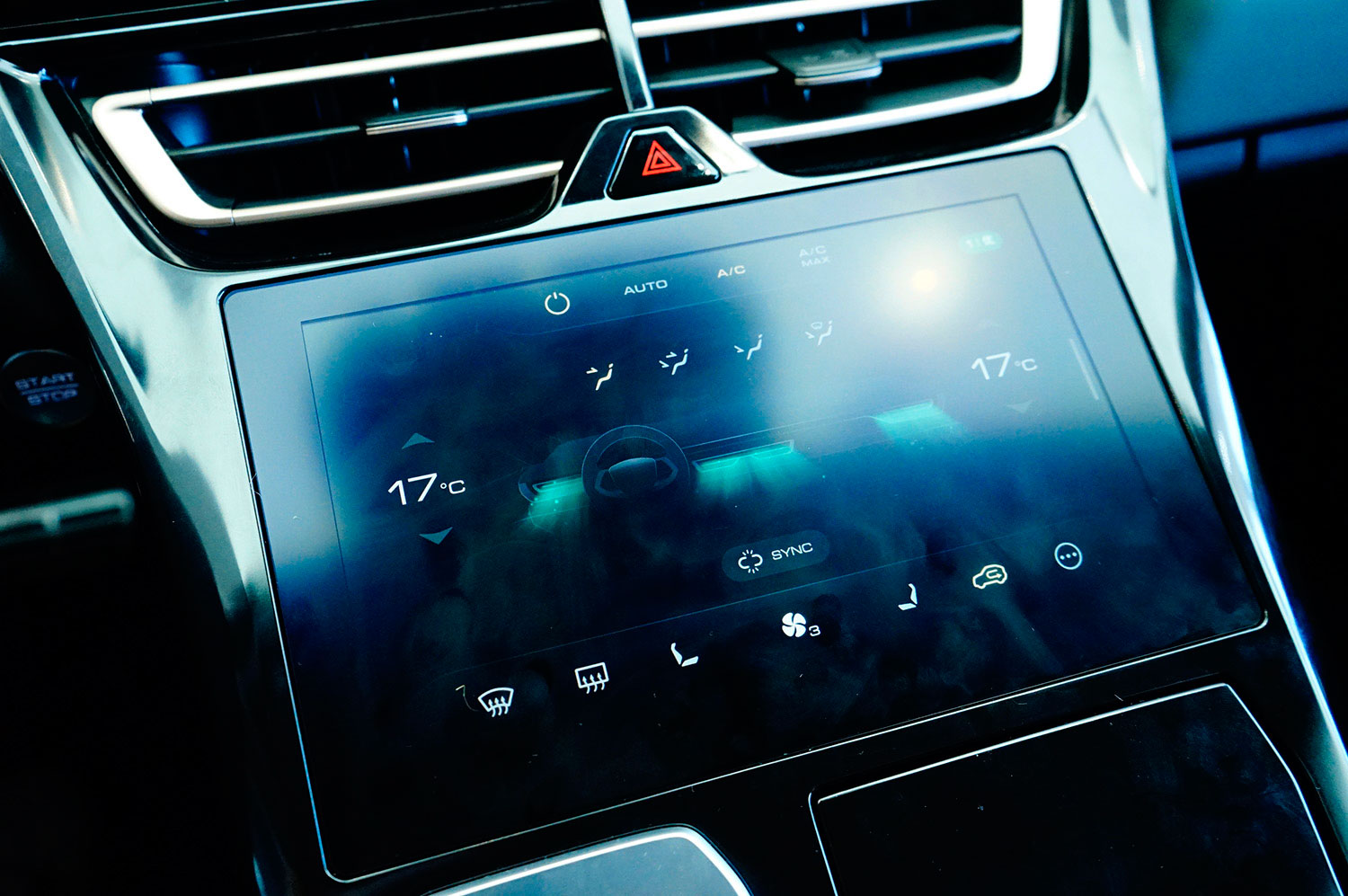 wey摩卡燃油版沉浸式体验,wey摩卡试驾体验抢先看