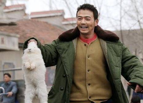 杨烁为什么这几年不红了,杨烁为什么突然不红了