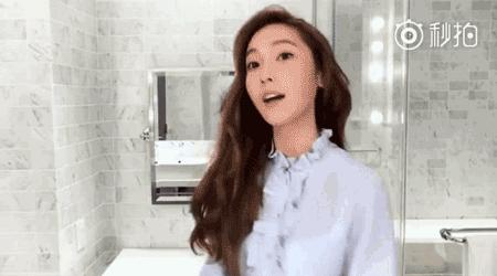 戚薇素颜满脸都是油,戚薇素颜判若两人