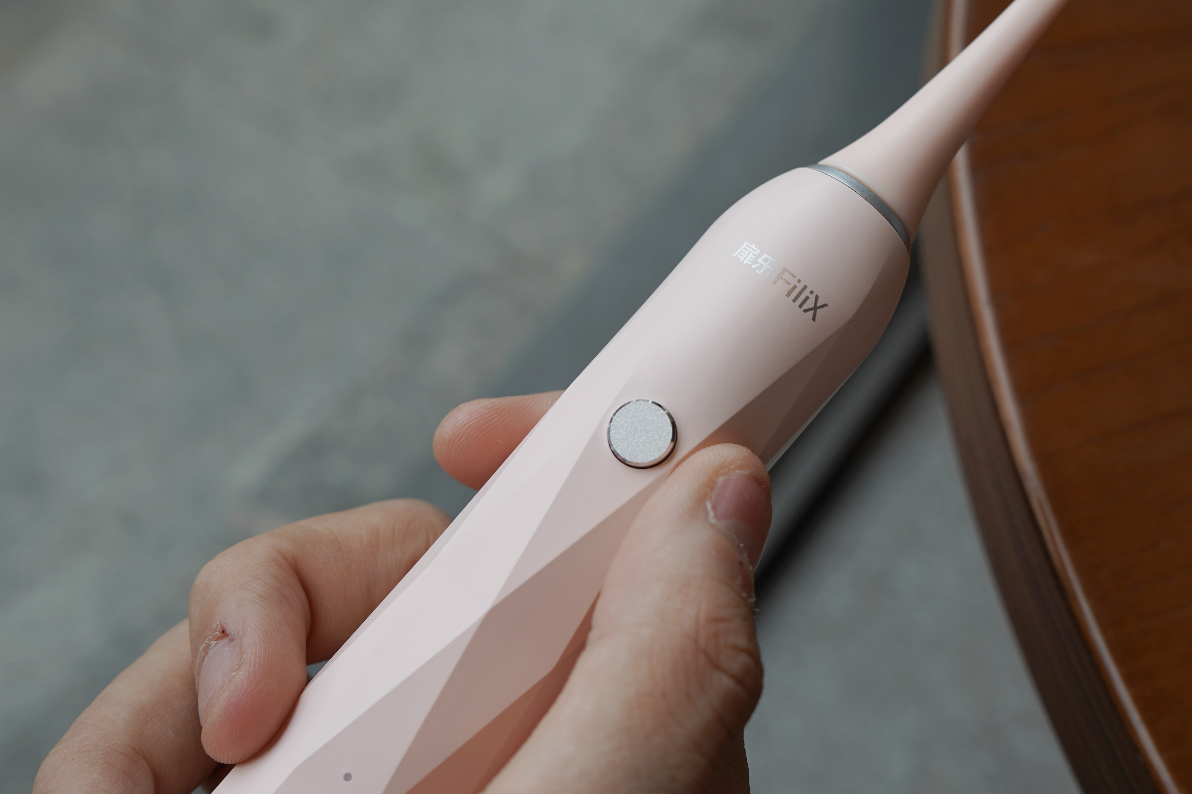 扉乐电动牙刷防水,扉乐major电动牙刷使用指南