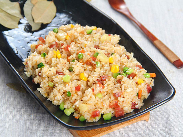 浜洪棿澶╁爞姹熻嫃,浜洪棿浠欏姹熷崡姘翠埂椋庢櫙