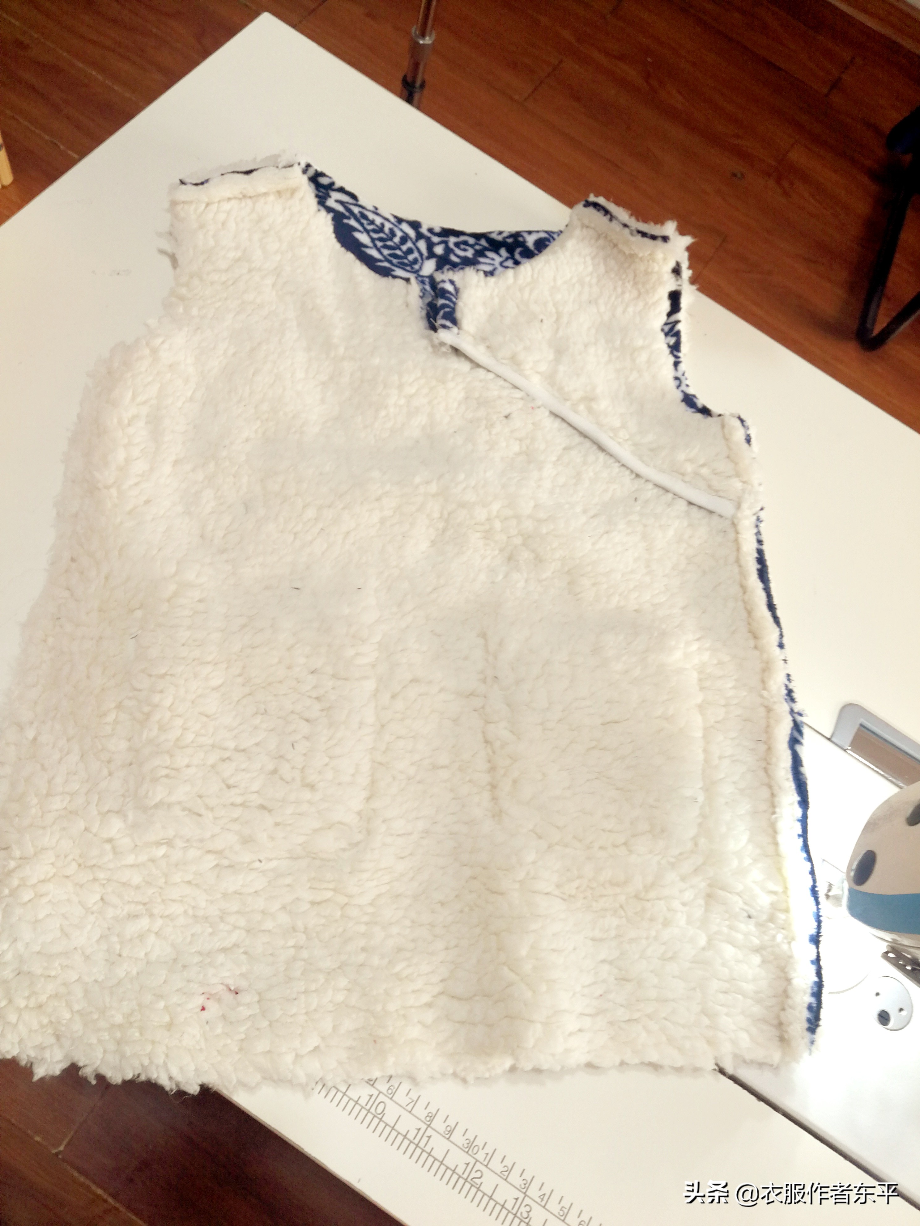 青花瓷半高领打底衫女,民族风青花瓷打底衫女款