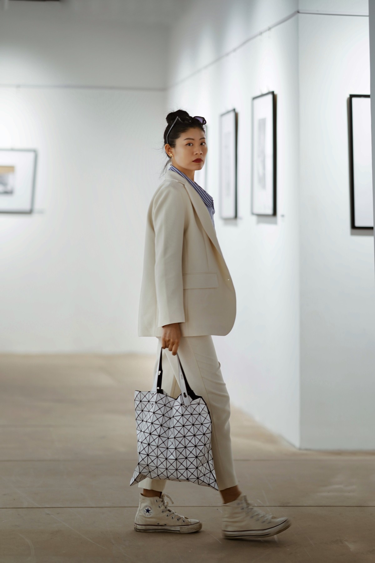 立春之后的时髦实用之选：小西装、风衣和连衣裙