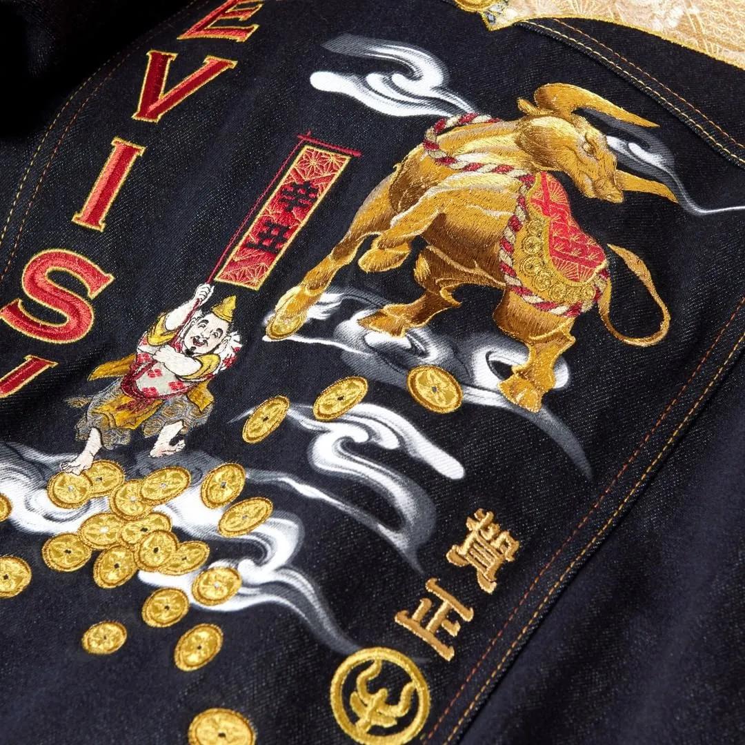 2019最流行的牛仔,总有一款牛仔让你肆意洒脱又时尚