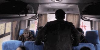 新娘开心的搞笑视频,搞笑gif开心一刻女司机上车