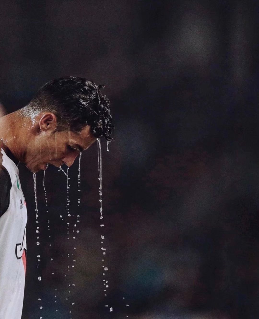 足球好看的壁纸ipad,足球俱乐部图标高清壁纸