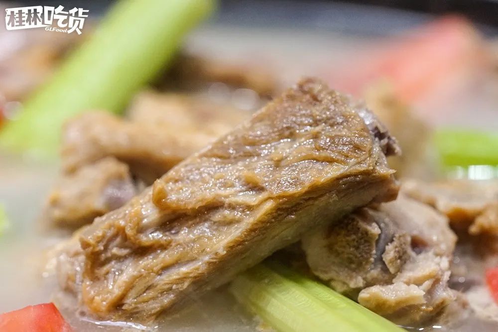 桂林孔雀宴在哪里,桂林孔雀宴