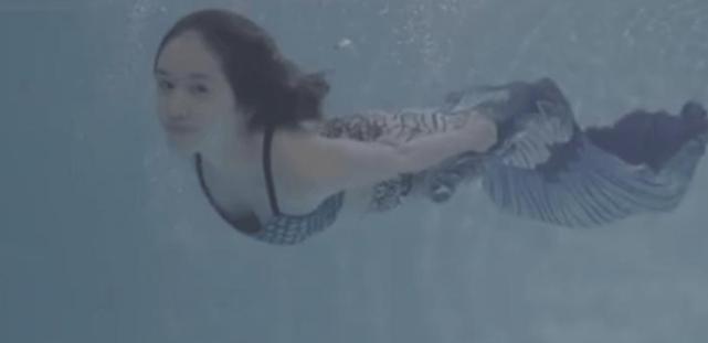 张柏芝和lucas同框,张柏芝日常穿搭牛仔裤