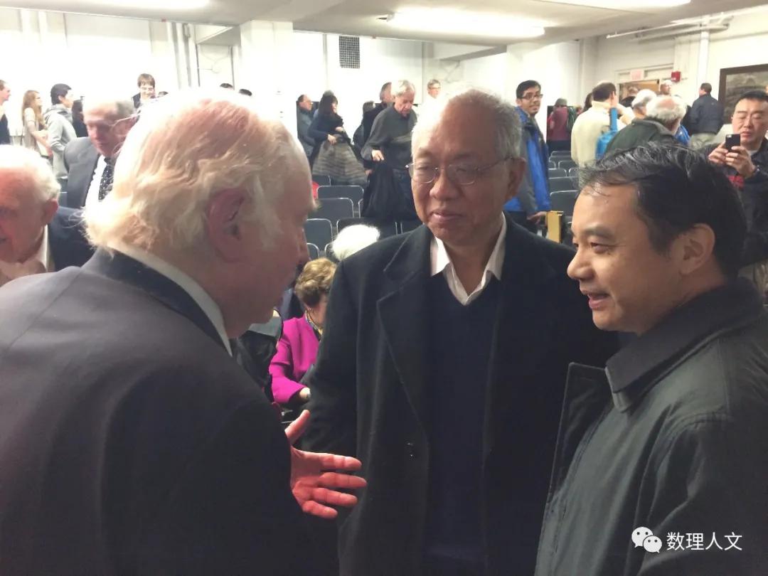 丘成桐祝贺杨振宁,丘成桐谈伟大科学家