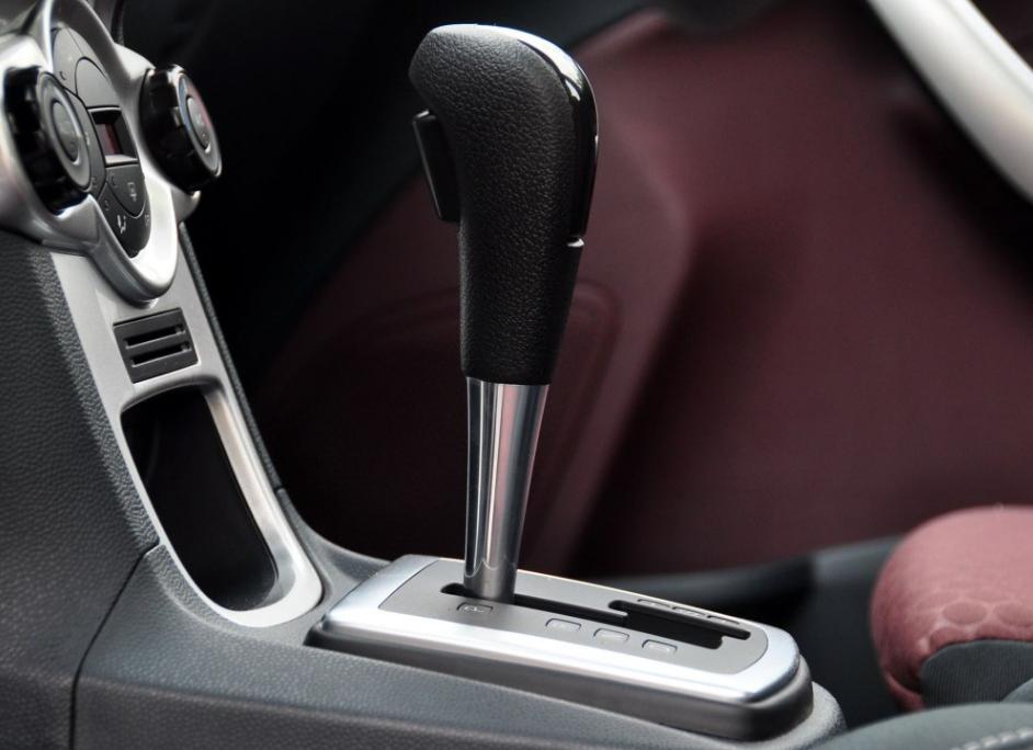 11年福特嘉年华三厢,雨燕飞度polo嘉年华哪个好开