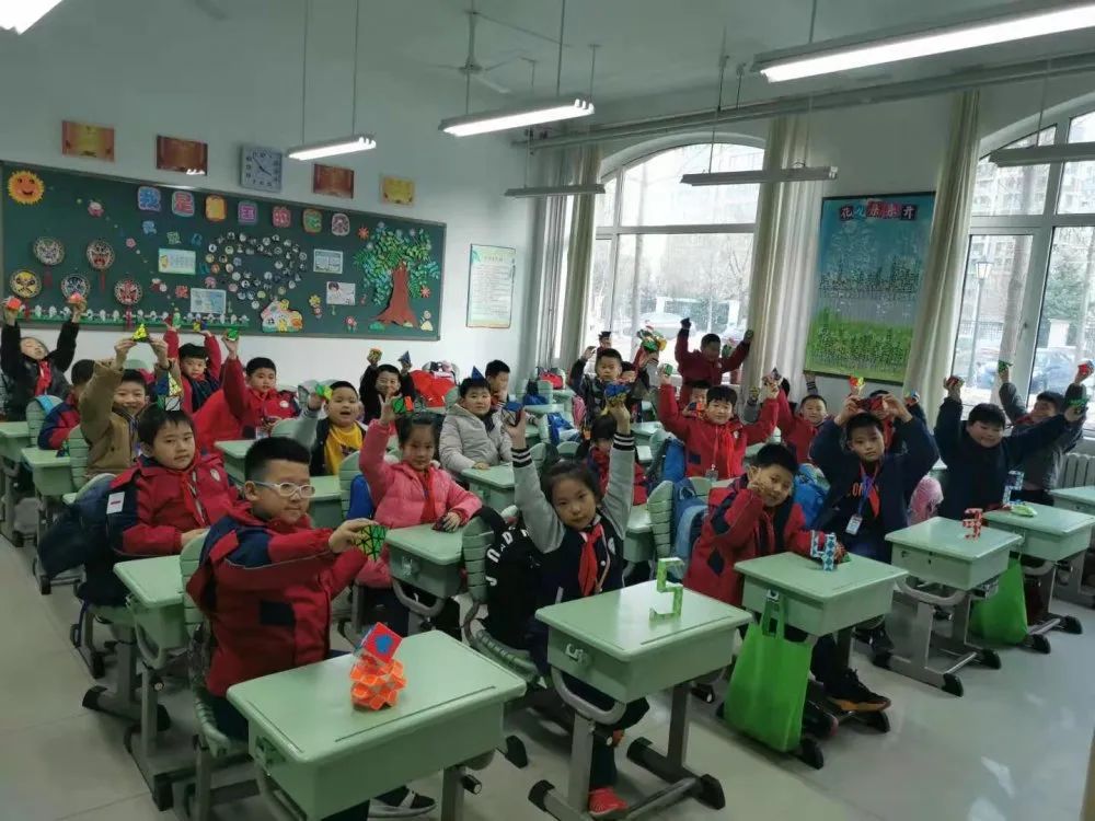 小学有特色的社团活动课,胶州市第六实验小学运动会