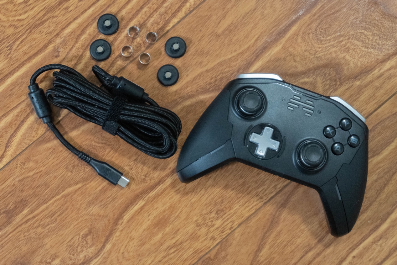 不负精英之名北通宙斯精英版手柄,北通宙斯精英手柄体感瞄准