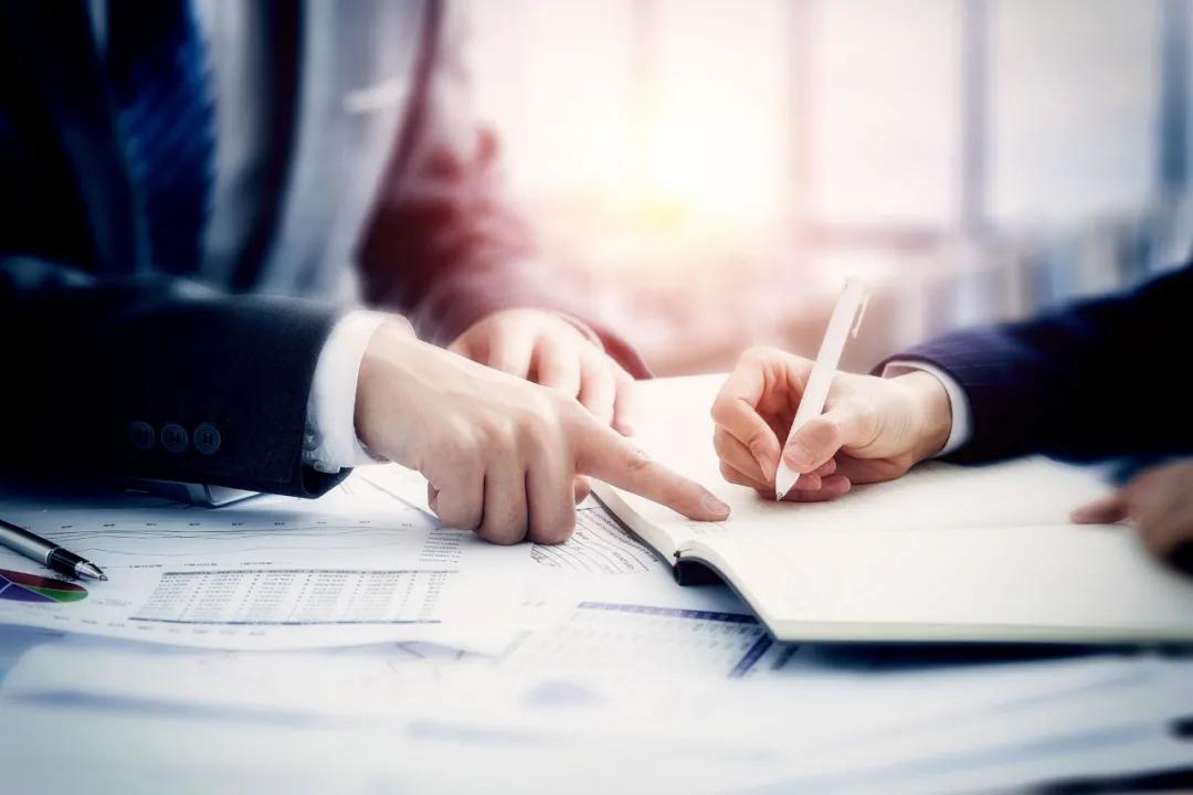 你是如何成为公司的资产的,你是怎么看待房产中介的