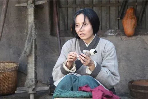 甄嬛传里面剪秋是谁,甄嬛传里剪秋的下场