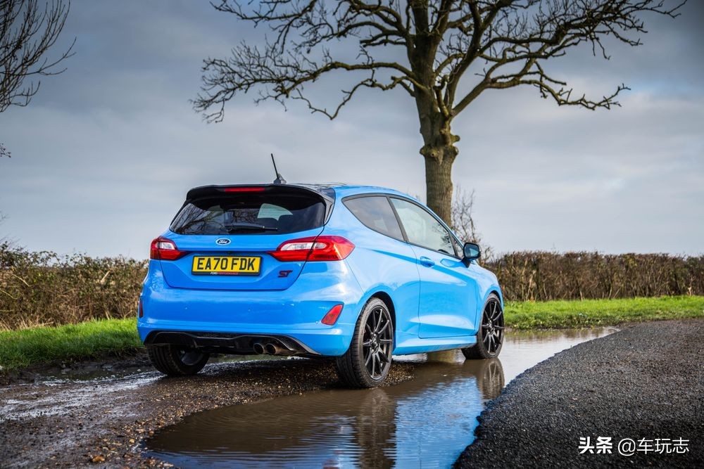 性能小钢炮福特嘉年华st欧洲上市,福特嘉年华14款1.0t三缸测评