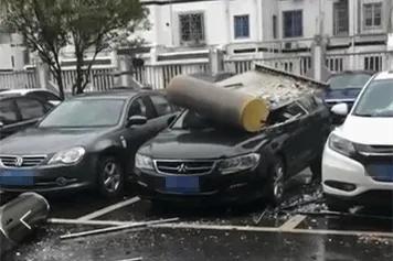 车辆被淹能理赔多少,车辆被高空坠物砸坏保险赔吗