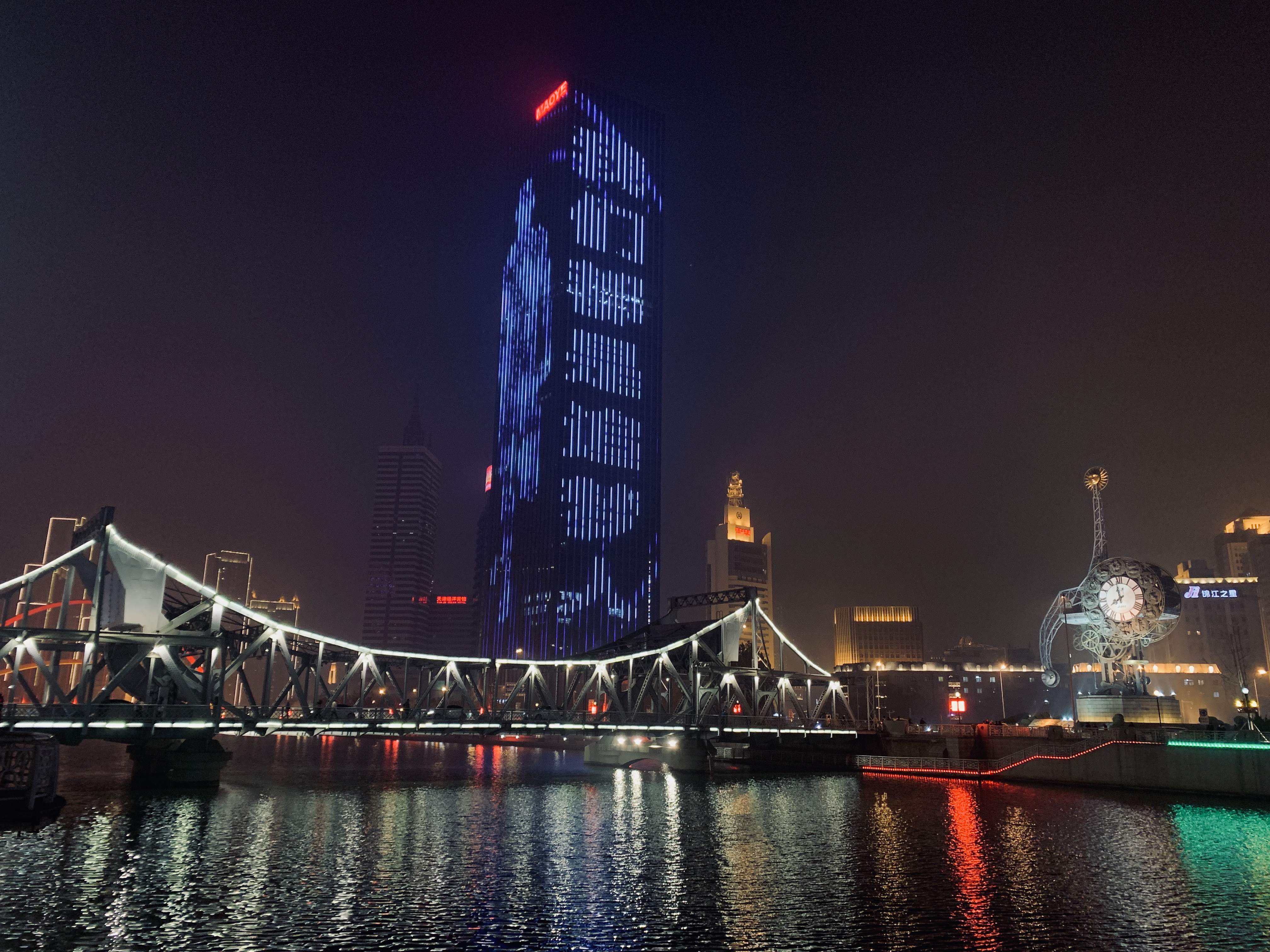 xr2019大边框,为什么xr的大边框看起来舒服