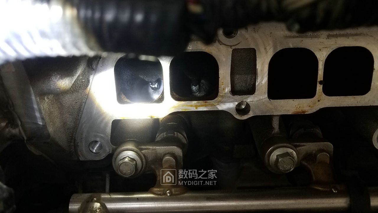 马自达阿特兹4s店喷油嘴清洗视频,马自达阿特兹清洗积碳全过程视频