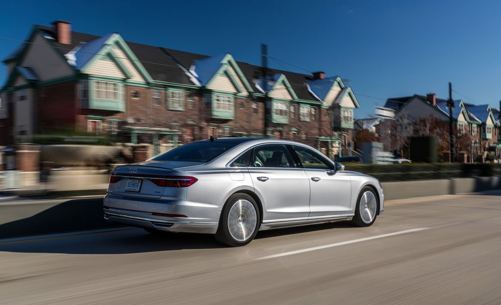 2019款奥迪a855tfsi豪华版二手车,试驾奥迪a82020款