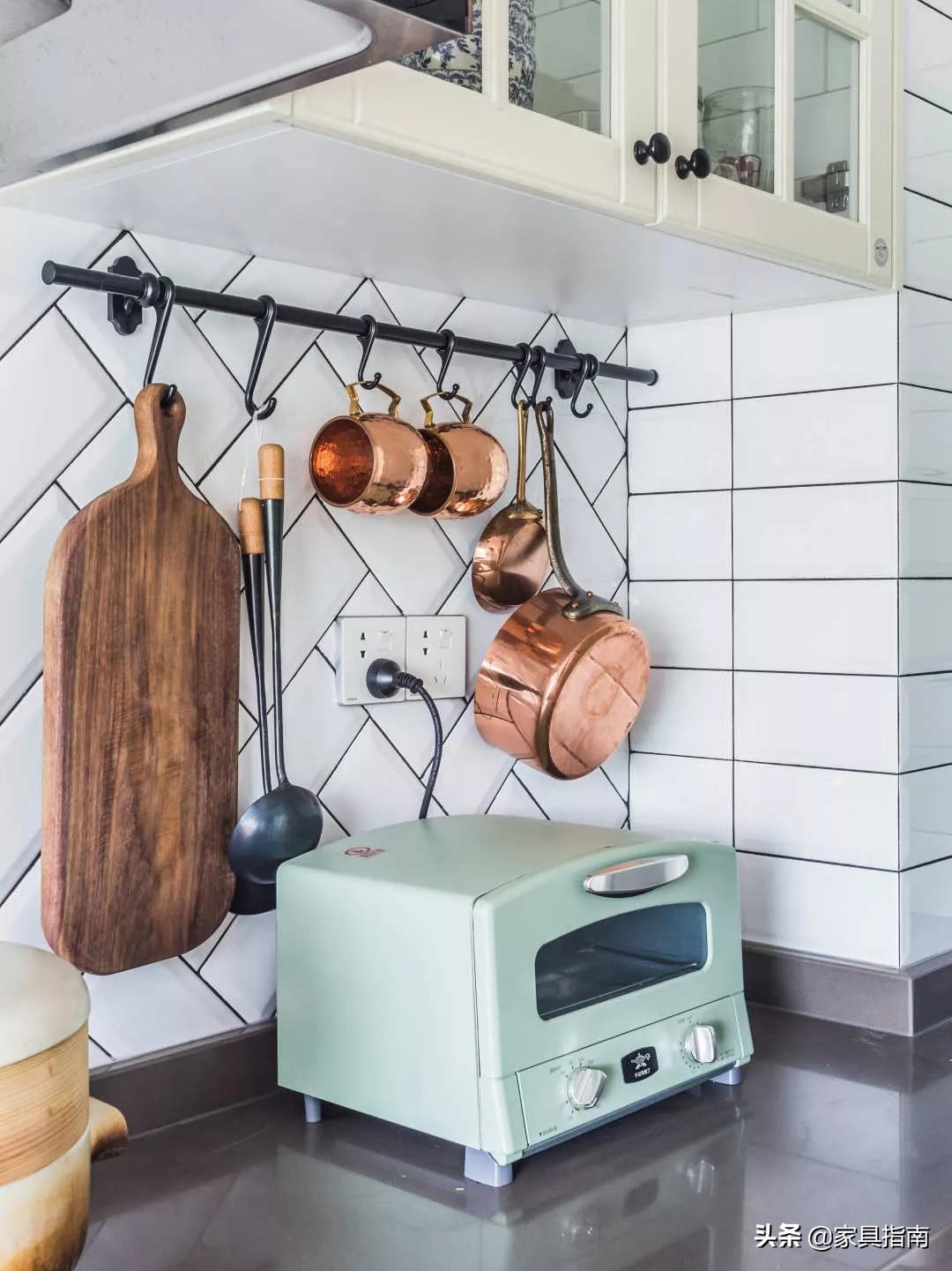 上海宝妈把145㎡四室打造成复古殿堂,成为家居行业的热搜榜