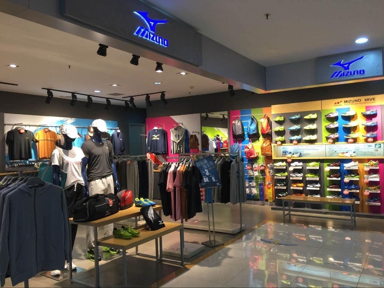 安踏与耐克竞争,安踏与耐克