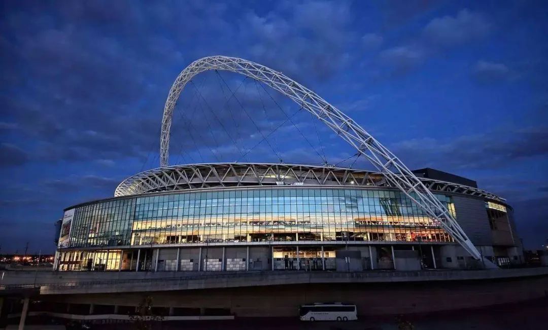 2018全球最美十大体育场,世界十大体育场