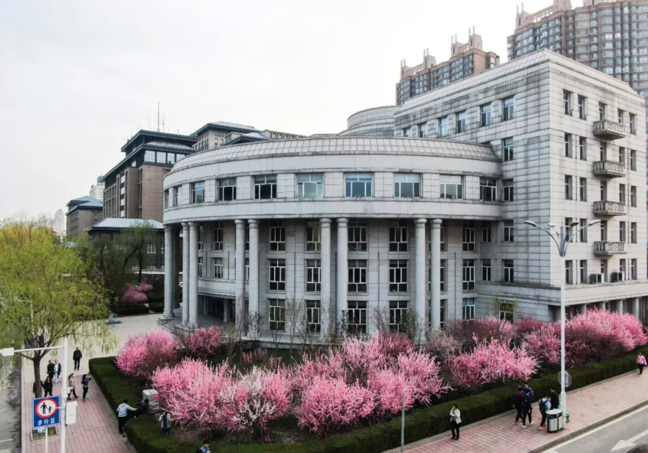 三个校区的西安学校,三个校区的广东大学