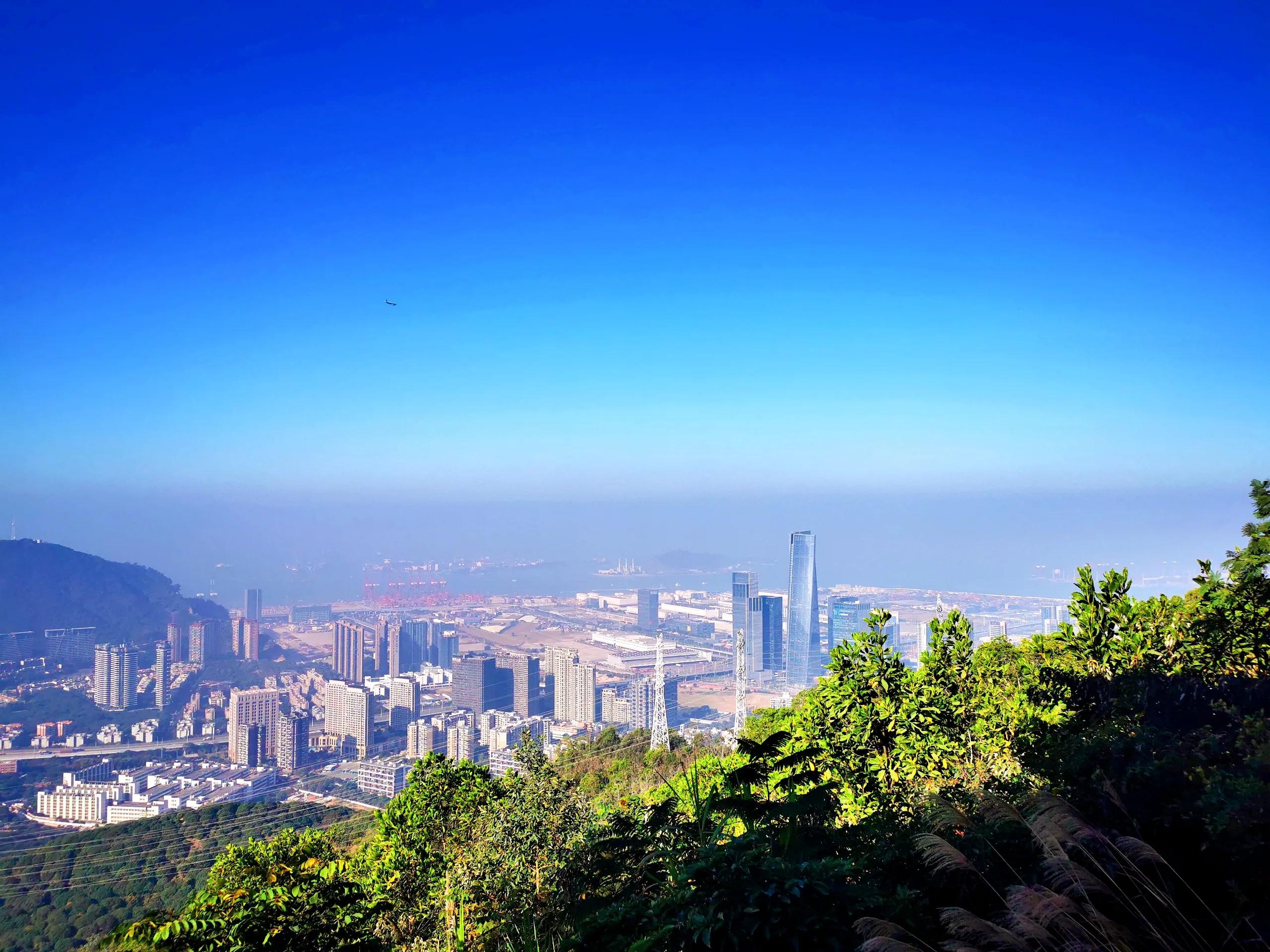 深圳公园山,远看深圳市南山公园