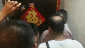 网上的抢红包赌博是刑事案件吗,qq红包涉案100万赌博如何举报