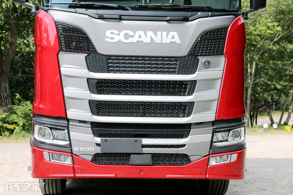 公路之王斯堪尼亚s500,斯堪尼亚s500跑高速视频