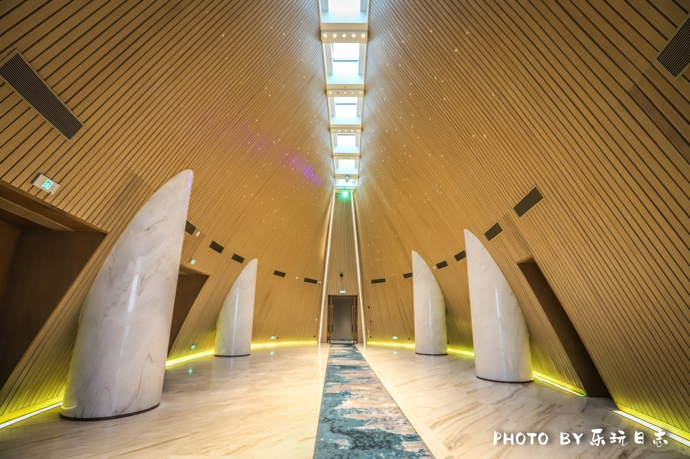 珠海三天三夜的旅游攻略海边,珠海海景酒店全海景房自助餐