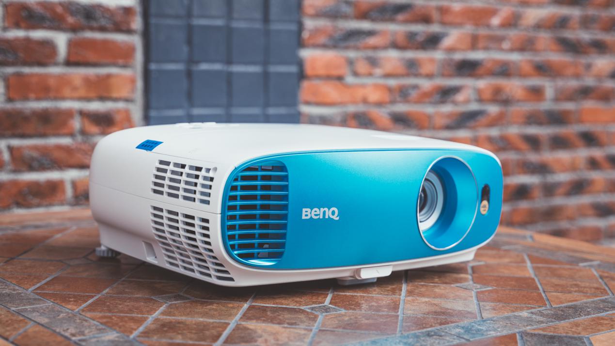 明基tk800m与爱普生chtw7000对比,明基benqtk800m4k投影仪3d影院