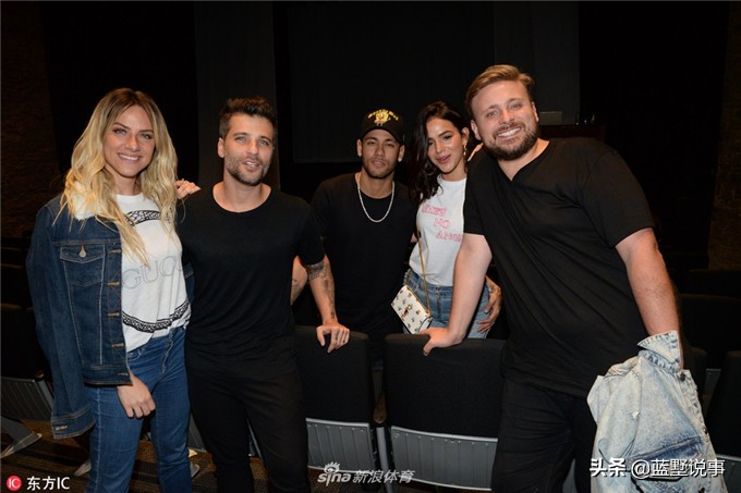 布鲁娜和内马尔写真,巴西女星布鲁娜马尔科辛