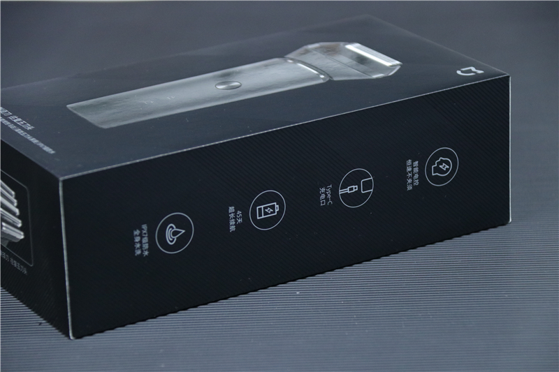 小米又出了一款新的剃须刀,博朗9pro和飞利浦9系剃须刀哪个好