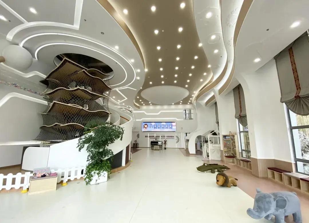 上海幼儿园学校延迟放学最新通知,上海市规定取消幼儿园是真的吗