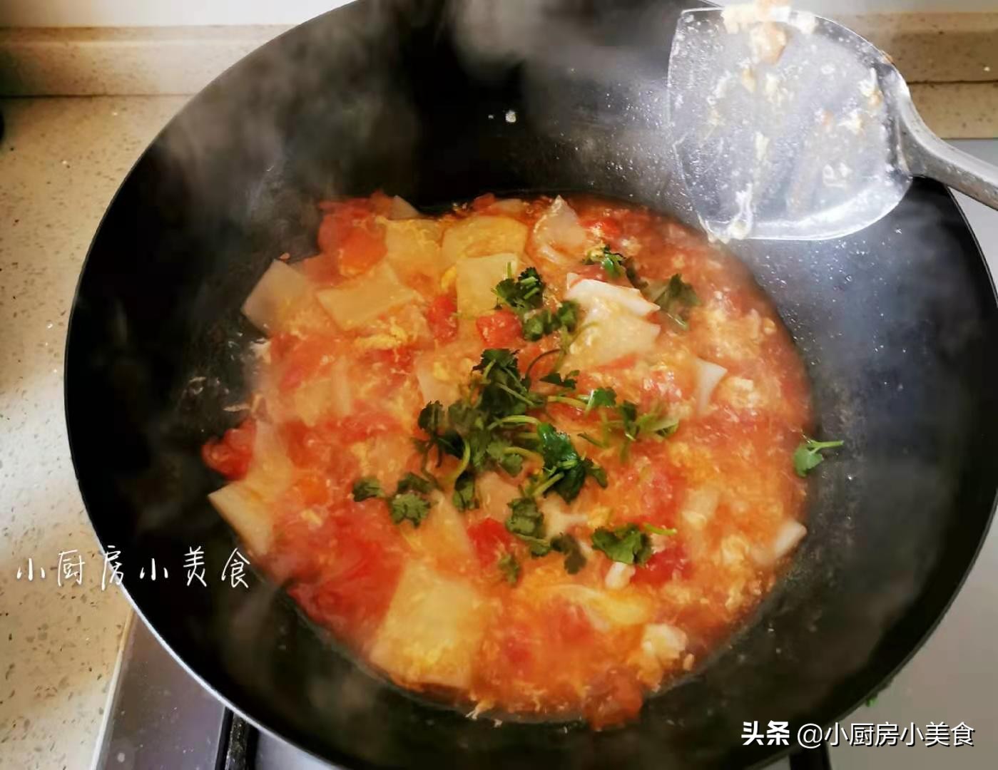 剩饺皮做汤吃法,家里剩饺皮怎么做好吃