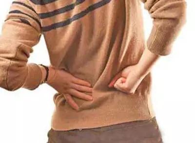 为什么有的女人经常腰痛,女人为什么总腰痛