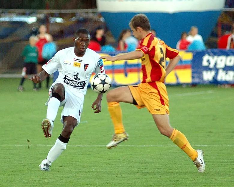 方索小传丨非洲冠军助力五牛保级，见多识广走遍欧美亚非