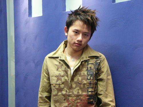 鹿晗、吴亦凡早年杀马特造型是学东方神起的?打开方式不对吧