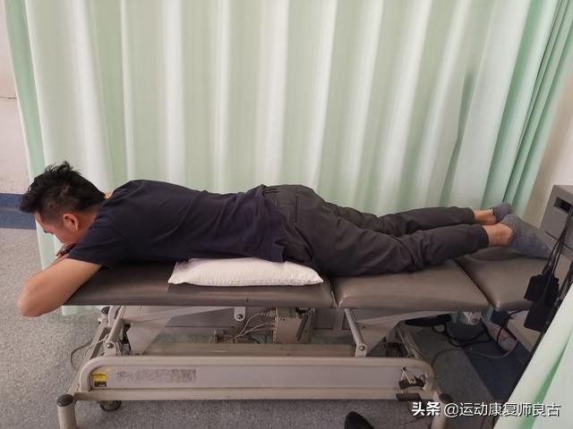 两个简单动作有效缓解腰痛，核心肌力运动疗法训练搞定避免反复发