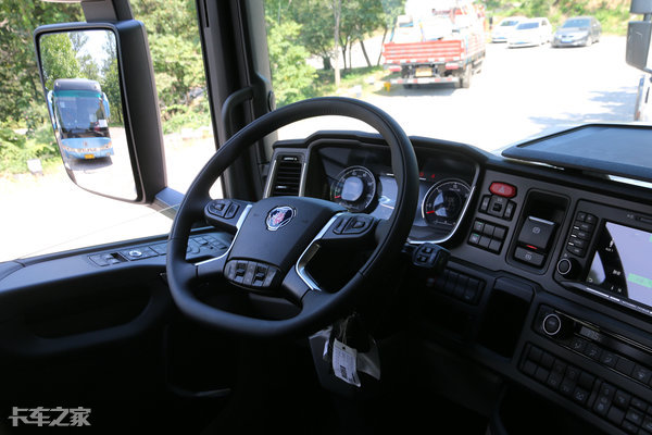 公路之王斯堪尼亚s500,斯堪尼亚s500跑高速视频