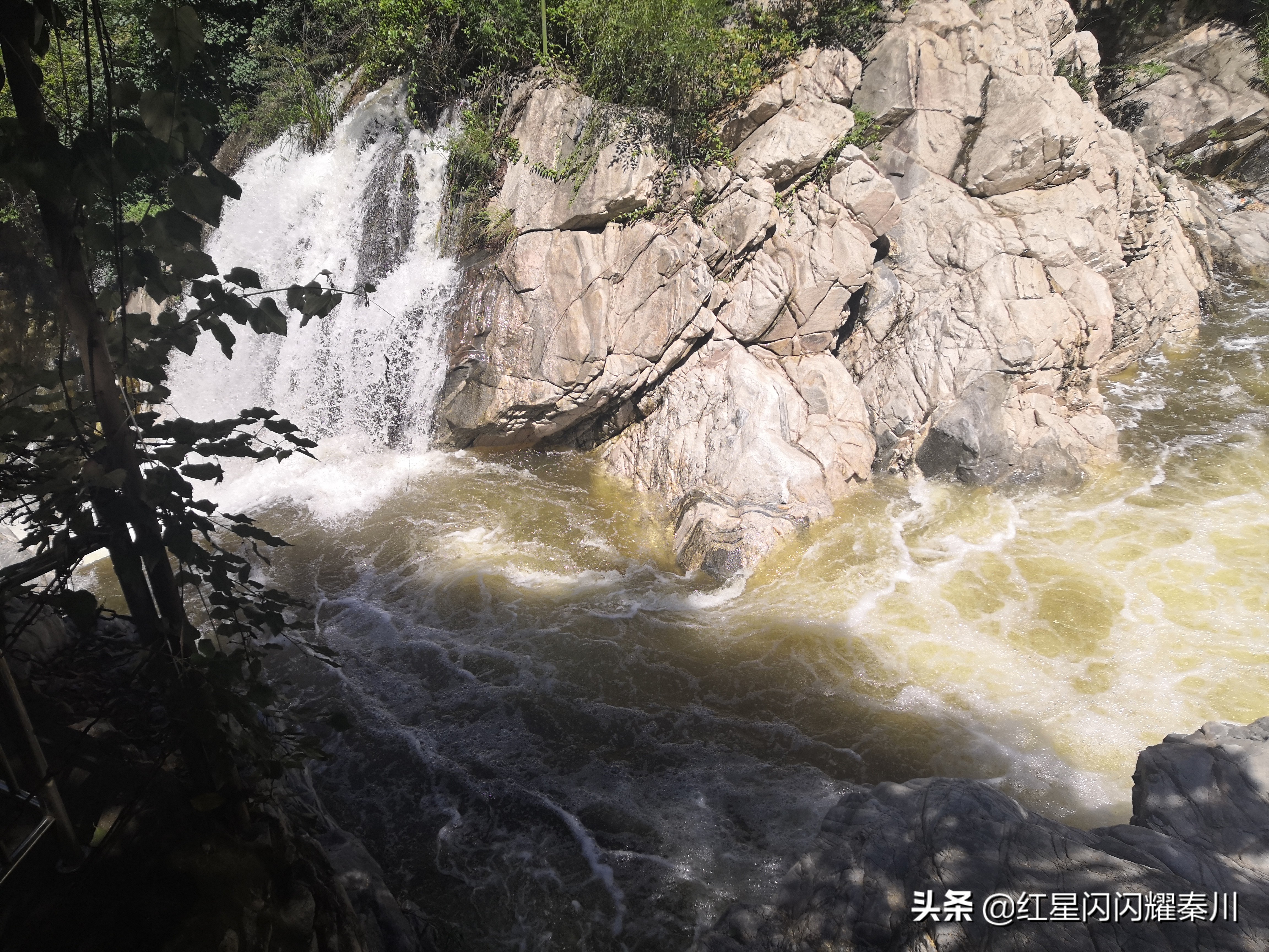 石门一道终日雷——高冠瀑布雨后游