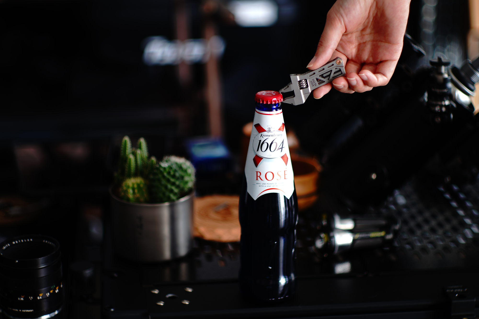 实力与颜值并存，FEGVE费戈EDC多功能扳手“斐板”上新